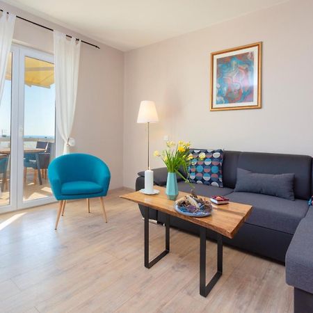 Peaceful Apartment With Beautiful View ฮวาร์ ภายนอก รูปภาพ